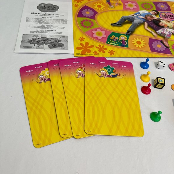 Disney Lizzie McGuire Board Game - Yellow and Pink - Picture 3 of 16
